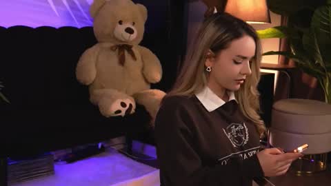 Snapshot of katjolie chatting on 23, 3, 2026 KatJolie online show from 23, 3, 2026