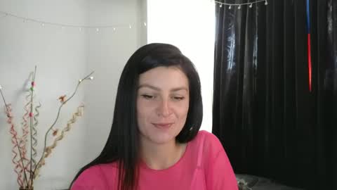 Snapshot of katlopez19 chatting on 19, 2, 2025 katalina online show from 19, 2, 2025