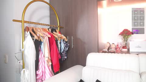 Snapshot of katlyn_martins chatting on 18, 1, 2026 K A T L Y N online show from 18, 1, 2026