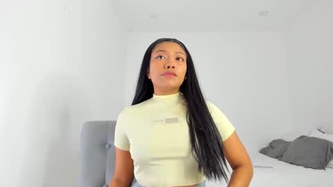 Follow me on instagram and twitter as correaktnees online show from 26, 2, 2025