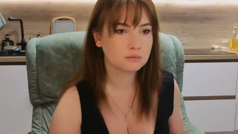 Snapshot of katniss_k chatting on 25, 5, 2026 katniss_k online show from 25, 5, 2026