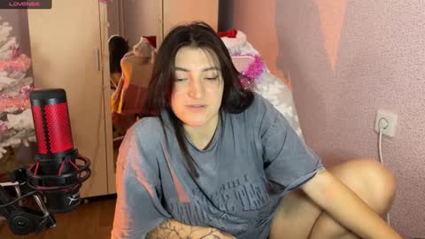 Snapshot of katrin_kristal chatting on 29, 12, 2024 naked in pvt show 100 tk online show from 29, 12, 2024