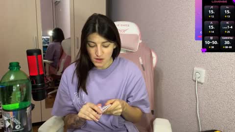 Snapshot of katrin_kristal chatting on 25, 1, 2025 naked in pvt show 100 tk online show from 25, 1, 2025