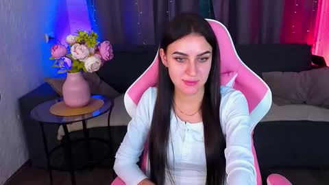 Katrin online show from 5, 11, 2025