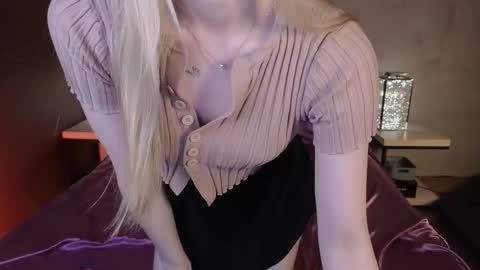 Snapshot of katt_yy chatting on 19, 9, 2025 katt_yy online show from 19, 9, 2025