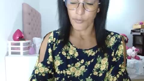 KattleyaGrey online show from 8, 3, 2025