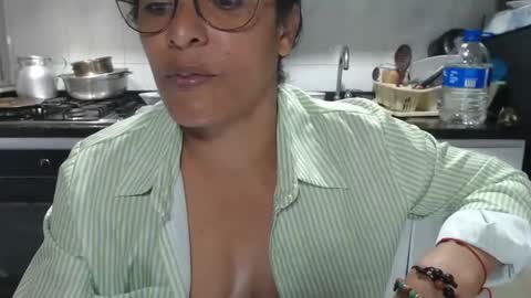 KattleyaGrey online show from 18, 12, 2025