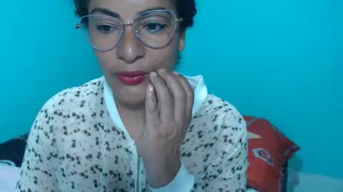 KattleyaGrey online show from 1, 2, 2026