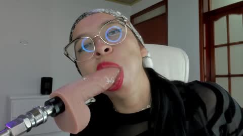 Katty online show from 14, 1, 2025