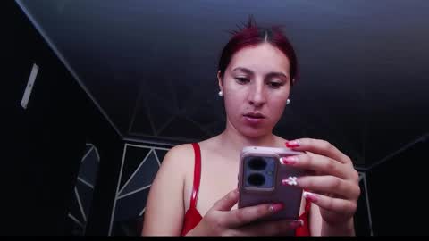 Snapshot of kattypurpte chatting on 2, 10, 2025 Kattypurple online show from 2, 10, 2025