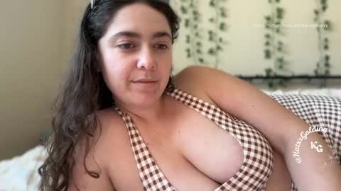 Snapshot of katxxgolding chatting on 24, 4, 2026 Princesse Kat online show from 24, 4, 2026