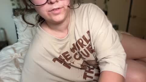Snapshot of katxxgolding chatting on 27, 5, 2026 Princesse Kat online show from 27, 5, 2026
