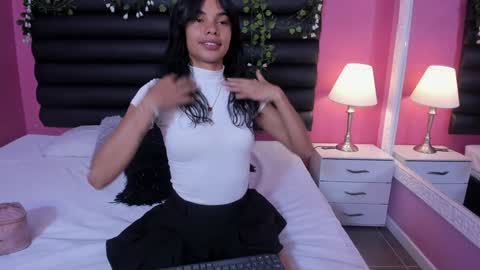 katy_contreras online show from 2, 2, 2025