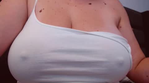 Snapshot of katynextdoor chatting on 13, 9, 2025 Katy online show from 13, 9, 2025