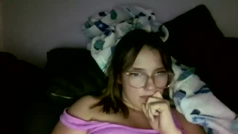katyval online show from 24, 7, 2026