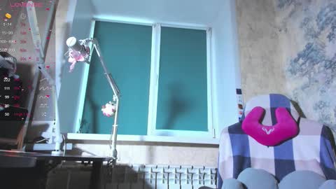 Kira-chan  online show from 12, 9, 2025