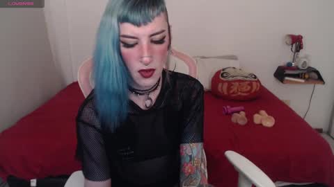 luna   online show from 10, 2, 2025