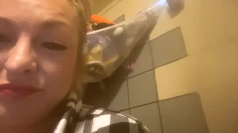 kay_la online show from 16, 3, 2026