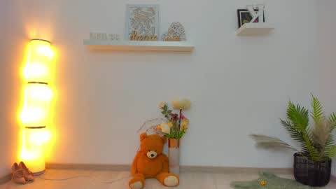 Kaya online show from 23, 2, 2025