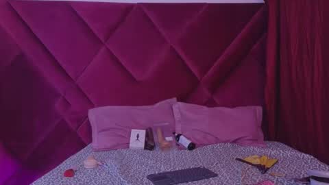 Cattleya stone online show from 6, 2, 2026