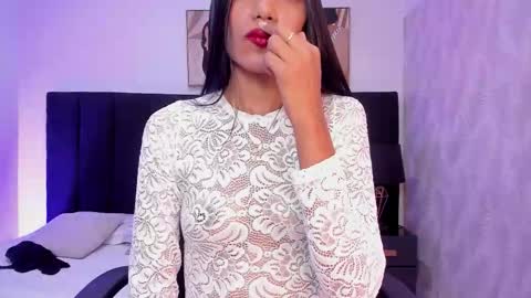 Kayla  online show from 2, 10, 2025