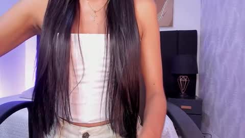 Kayla  online show from 10, 10, 2025