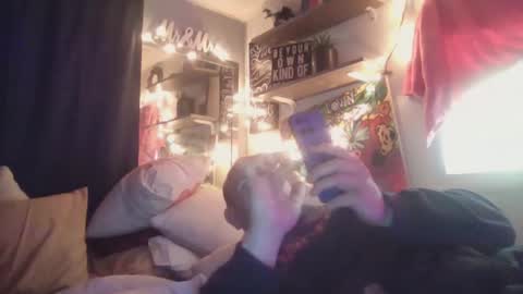M and K online show from 20, 5, 2026
