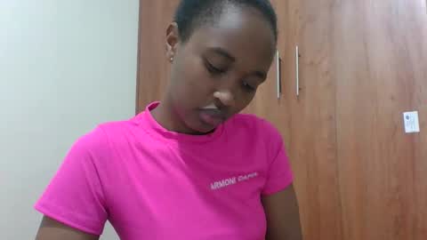 kaylar online show from 12, 4, 2026