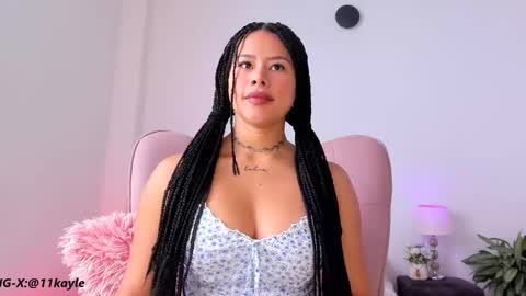 INSTAGRAM AND TW 11kayle online show from 16, 2, 2025