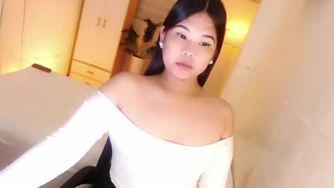 Y O U R        F U T U R E       K A Y L E E  online show from 5, 11, 2025