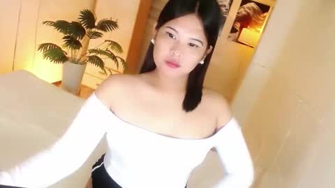 Y O U R        F U T U R E       K A Y L E E  online show from 3, 12, 2025