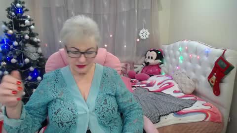 kaylesmoll online show from 23, 12, 2024