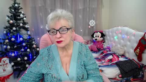 kaylesmoll online show from 25, 12, 2024