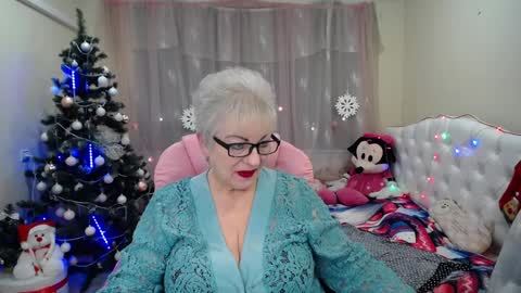 kaylesmoll online show from 12, 1, 2025