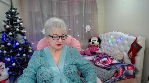 kaylesmoll online show from 16, 1, 2025