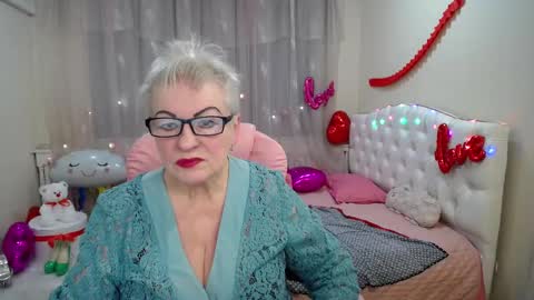 kaylesmoll online show from 21, 2, 2025