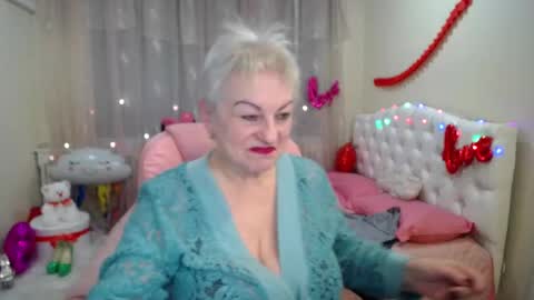 kaylesmoll online show from 23, 2, 2025