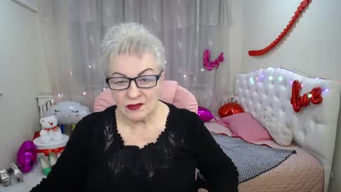 kaylesmoll online show from 7, 3, 2025