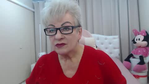 kaylesmoll online show from 20, 2, 2026