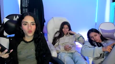 kaylie online show from 4, 3, 2025