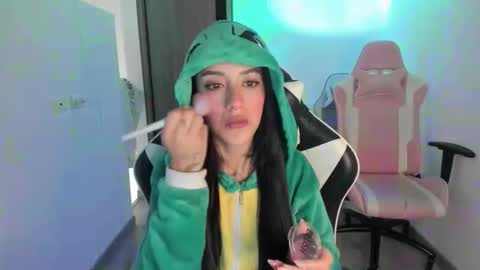 kaylie online show from 27, 10, 2025