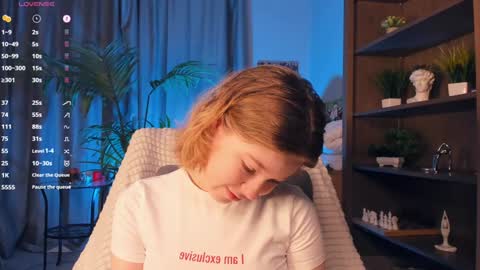 Hi Im Arina 3 online show from 13, 9, 2025