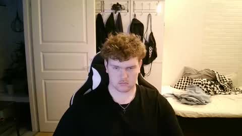 Aatu online show from 16, 12, 2025