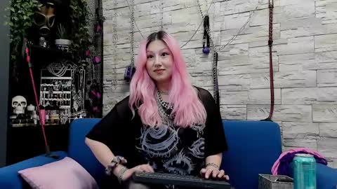 Miss Kazia online show from 24, 2, 2025