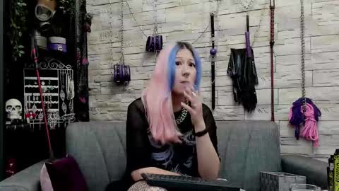 Miss Kazia online show from 12, 11, 2025