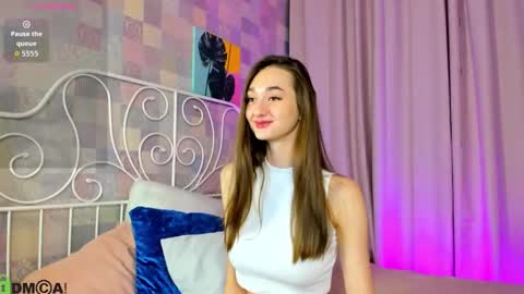 Kelly GMT 2 Su We Th Fr Sa   0300AM-09-00AM   online show from 17, 9, 2025