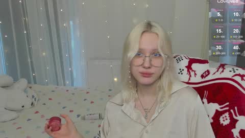 Seb Polly Roxy Jonny online show from 12, 1, 2025