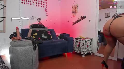 KEILA J online show from 2, 12, 2025