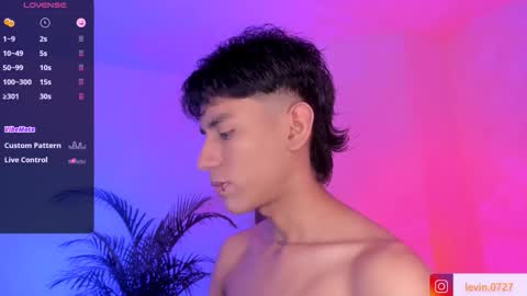 Alejandro Gonzalez online show from 10, 10, 2025