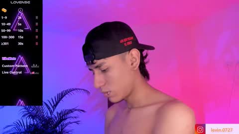 Alejandro Gonzalez online show from 17, 10, 2025